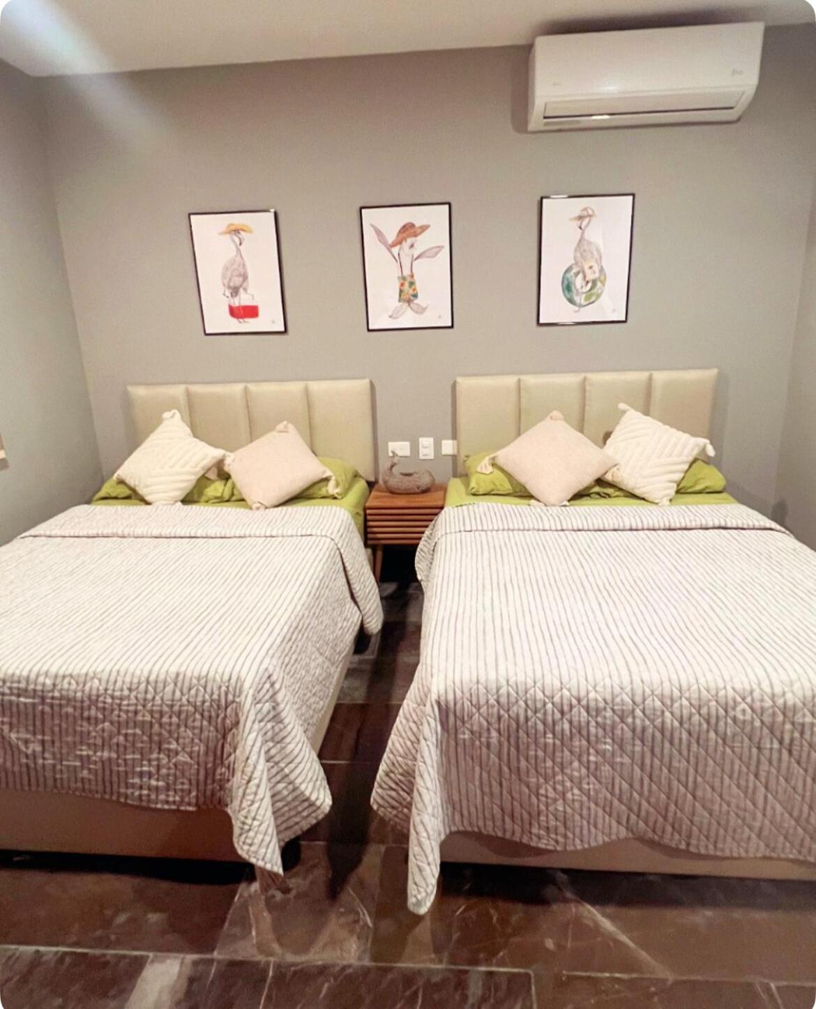 Luxury 2bdr With Direct Pool In Paramar Black Tulum